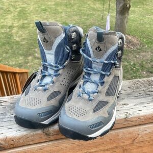 Brand New GORETEX Hiking Boots